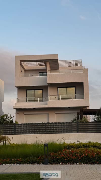 6 Bedroom Villa for Sale in Sheikh Zayed, Giza - d36ee092-60f6-42c1-b7d3-bbd0616aa717. jpg