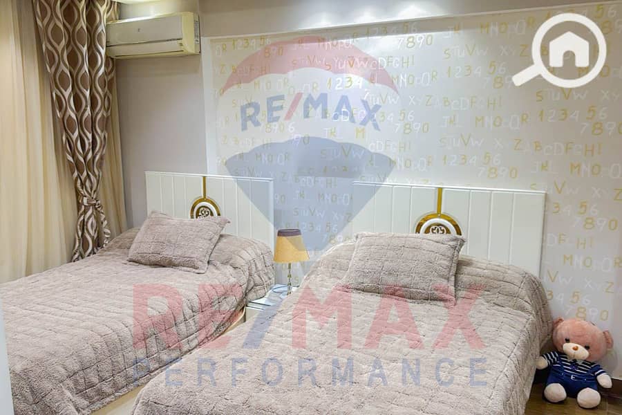 10 WhatsApp Image 2025-10-05 at 11.47. 49 PM (1). JPG