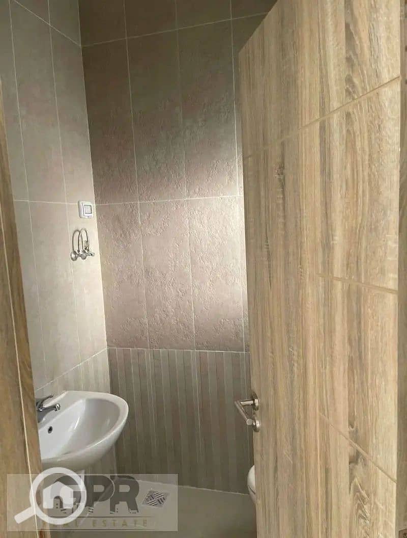 7 55. jpg