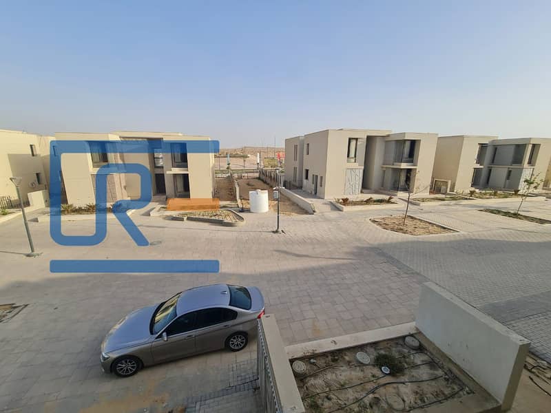 5 80cebb94-1506-46b8-a2ad-19576f5858db. jpeg