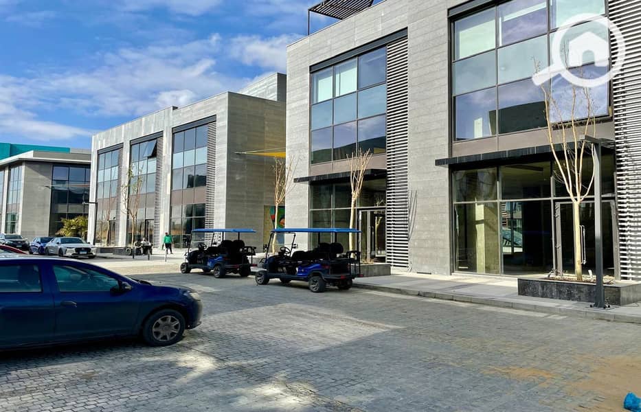 5 WhatsApp Image 2024-12-16 at 10.30. 24 AM (3)_1400x900. jpg