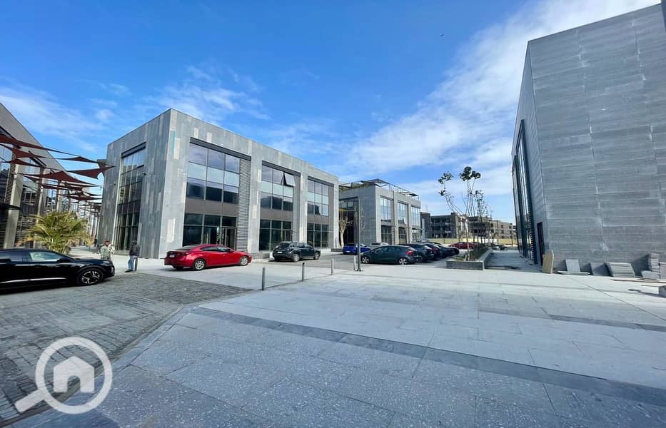 6 WhatsApp Image 2024-12-16 at 10.30. 24 AM_1400x900. jpg