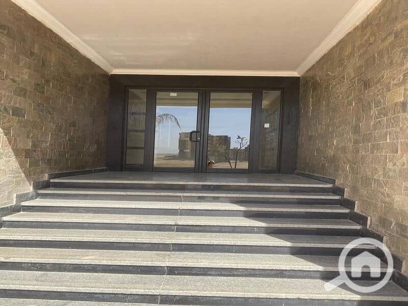 4 16c842ba-2fbe-4832-a67a-967cdd00c6bb. jpg