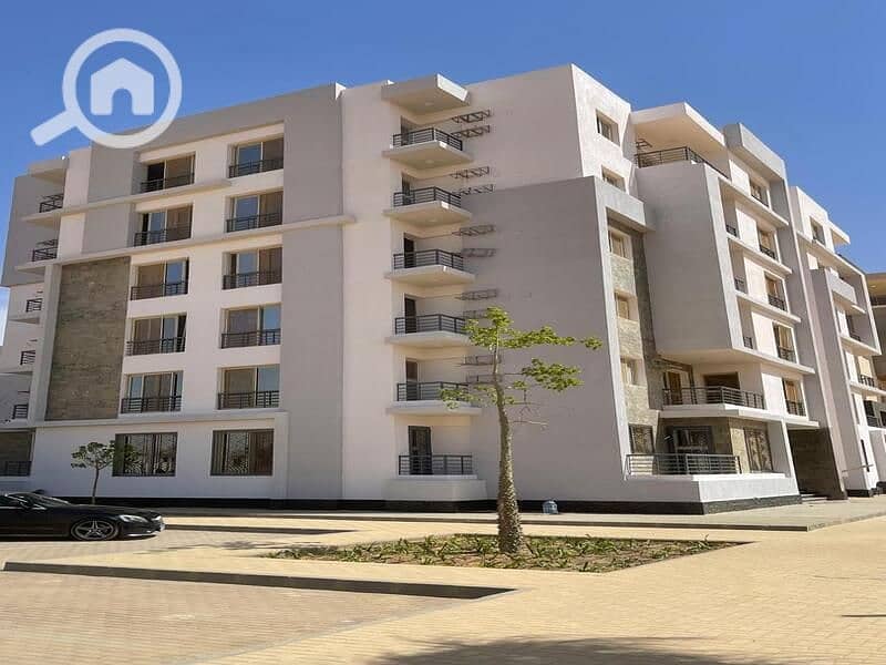 10 c32693d4-fe26-4372-80d3-e70e1e42fa53. jpg