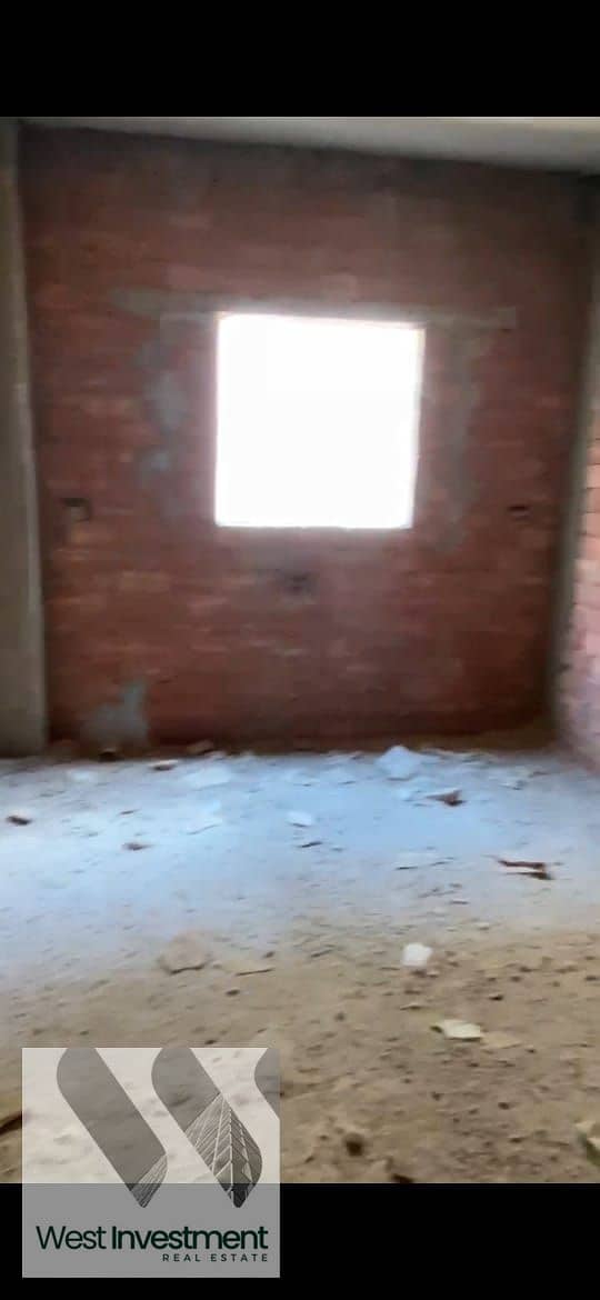 6 WhatsApp Image 2025-10-06 at 18.20. 19_05b53e2d. jpg