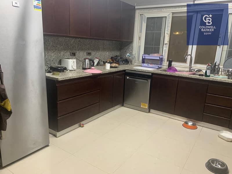 7 9316db31-bed9-45af-95ab-6b73d1bbac7c. jpeg