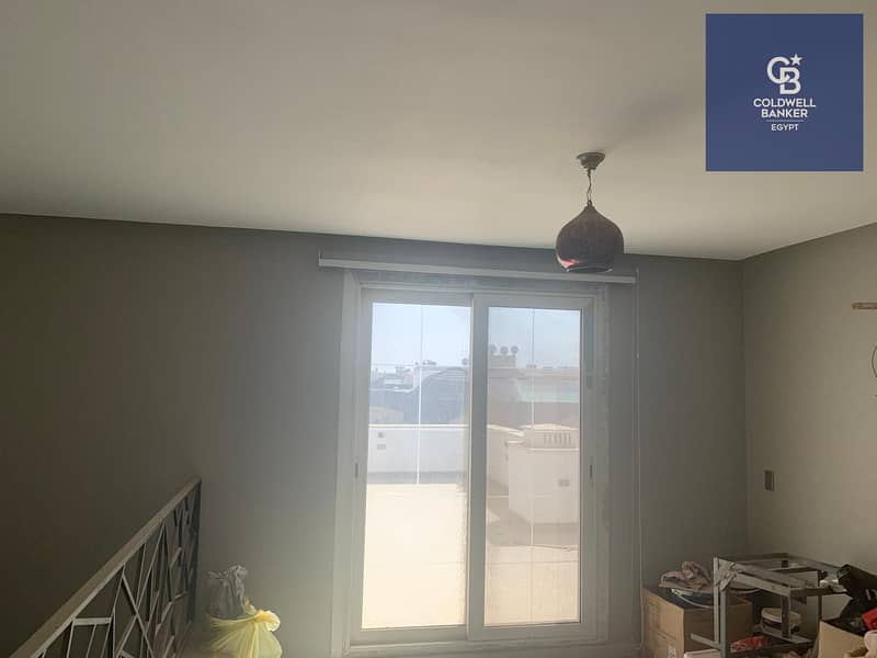 10 4d0a0ea4-ba79-422b-895e-d09a92f3bb0f. jpeg