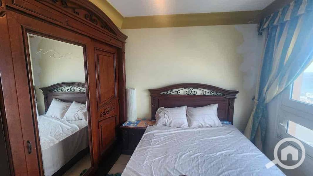 10 0101cca3-7d21-4900-84ee-a336a89b26b7. jpg