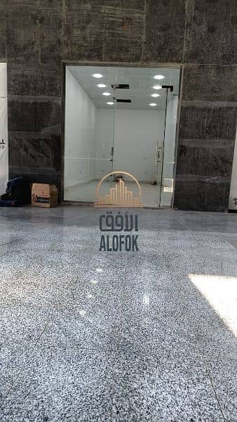 مطعم و كافيه  للايجار في القاهرة الجديدة، القاهرة - مطعم للايجار في التجمع الخامس بسعر لقطه ٣٠ ألف شهريا