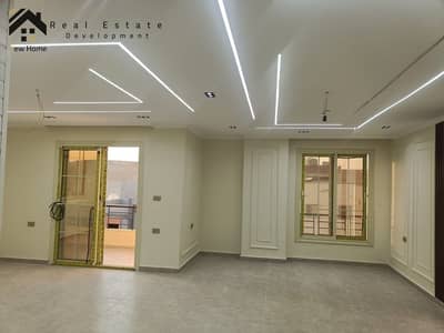 3 Bedroom Apartment for Sale in Mokattam, Cairo - IMG-20250523-WA0122. jpg