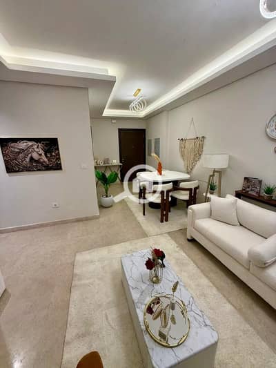شقة 2 غرفة نوم للايجار في الشيخ زايد، الجيزة - WhatsApp Image 2025-10-07 at 00.37. 41 (1). jpeg