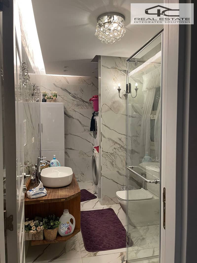 10 WhatsApp Image 2025-10-05 at 12.25. 39 PM. jpeg