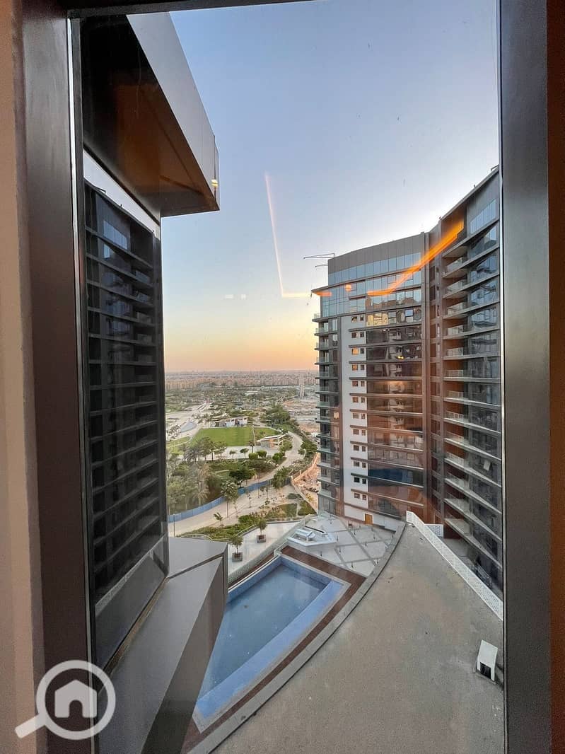 2 WhatsApp Image 2025-10-07 at 01.14. 34. jpeg