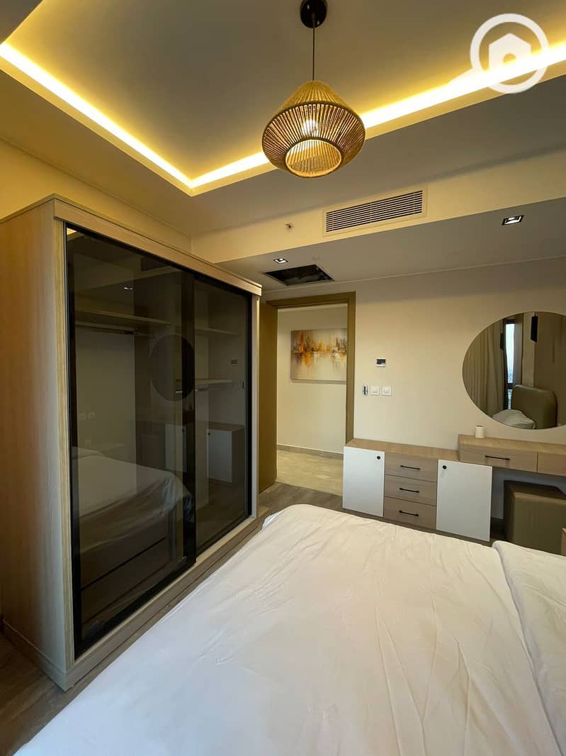 15 WhatsApp Image 2025-10-07 at 01.14. 30. jpeg