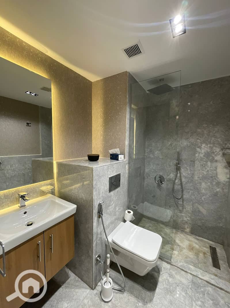 17 WhatsApp Image 2025-10-07 at 01.14. 31. jpeg