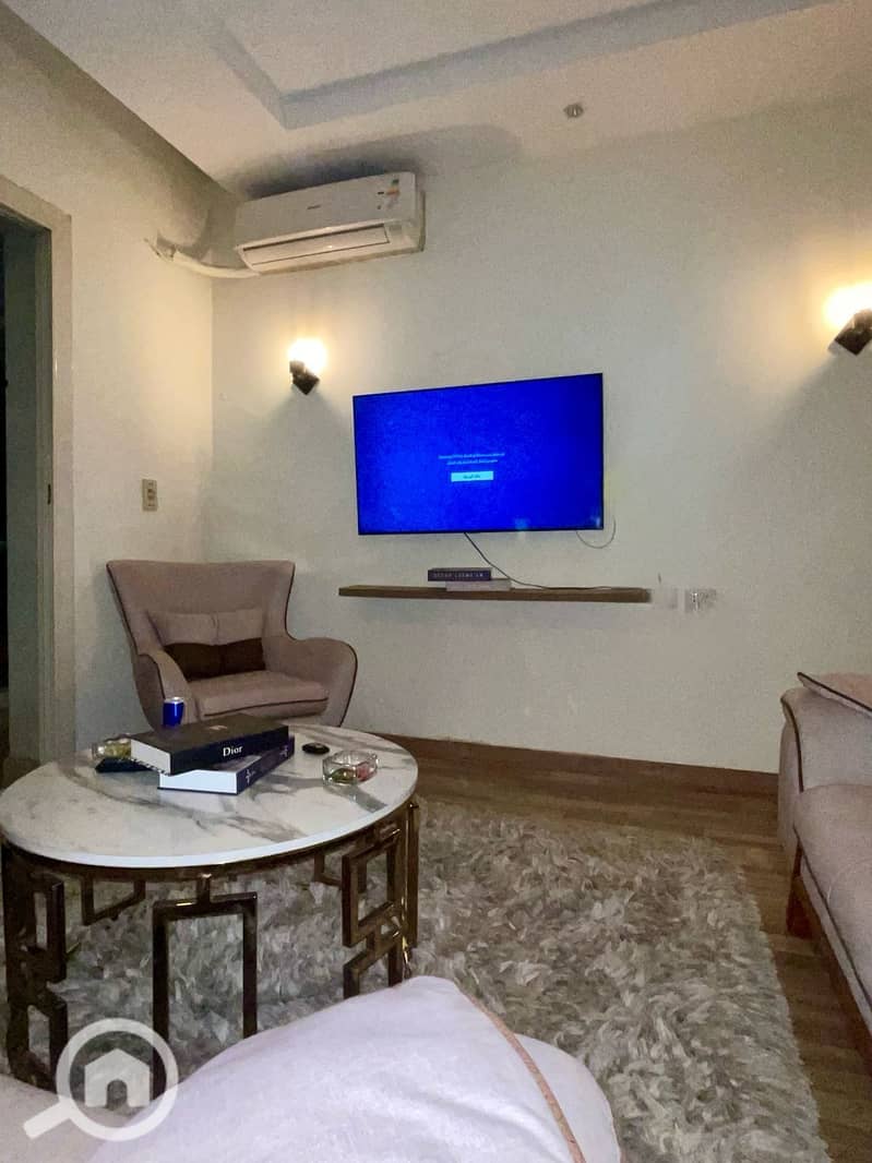 2 WhatsApp Image 2025-10-07 at 00.57. 35 (1). jpeg