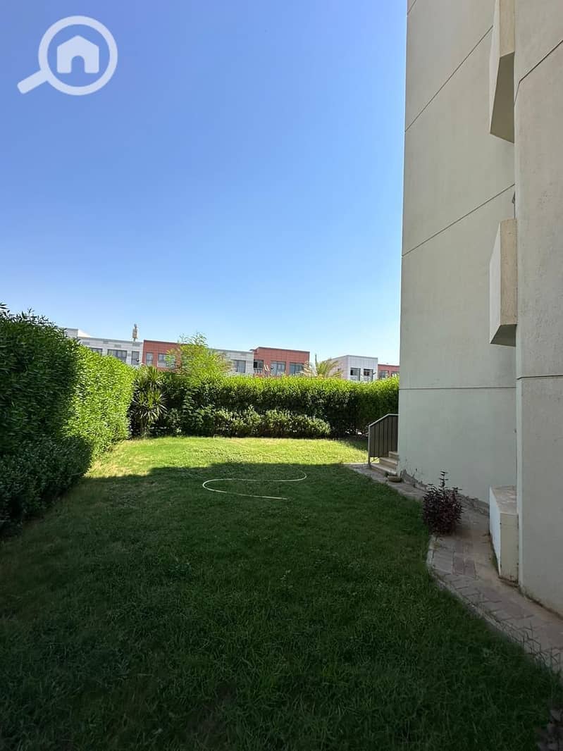 6 WhatsApp Image 2025-10-07 at 00.57. 31 (2). jpeg