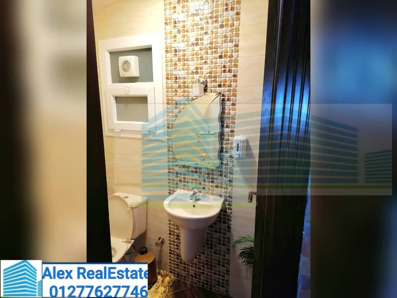 8 WhatsApp Image 2025-10-06 at 5.48. 22 PM. jpeg