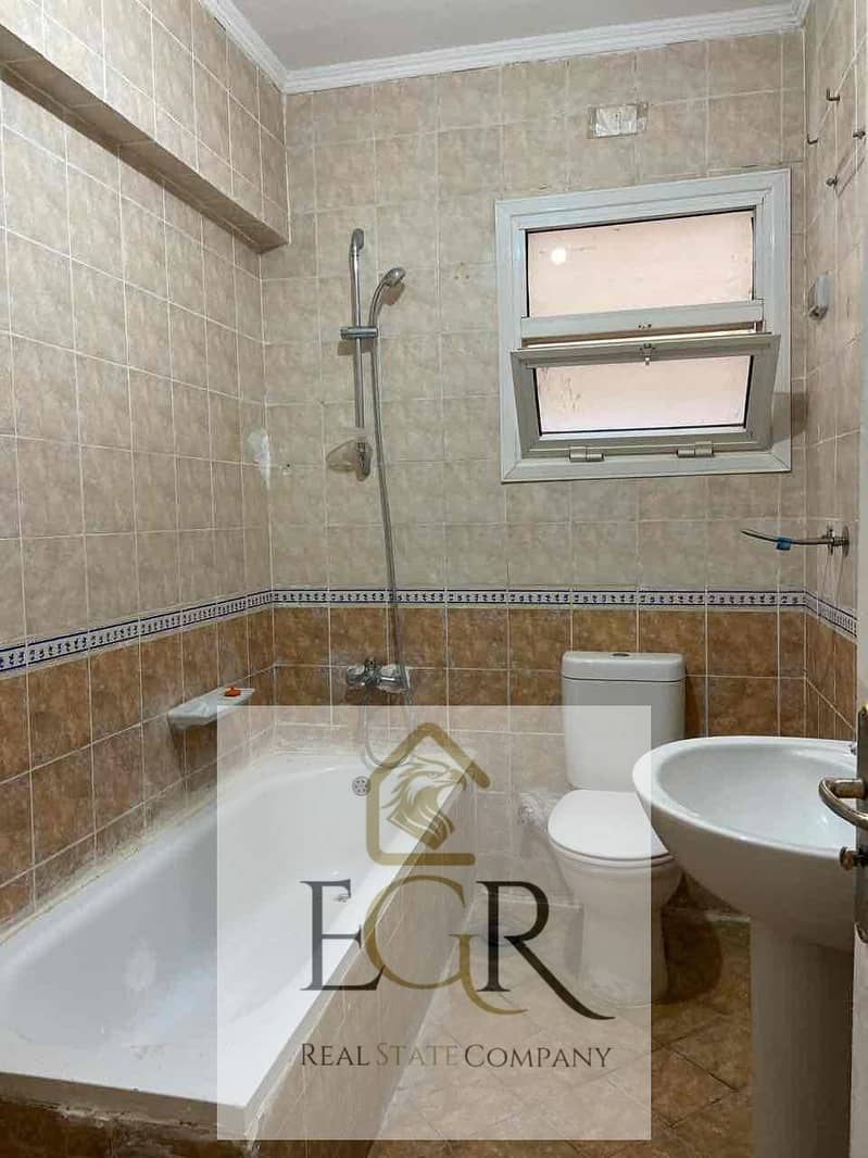 7 92792b5b-4791-462f-b509-780c21dce97f. jpg