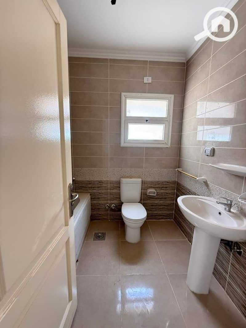 7 968d0ed1-f781-436e-b4e6-c7e14de304b4. jpeg