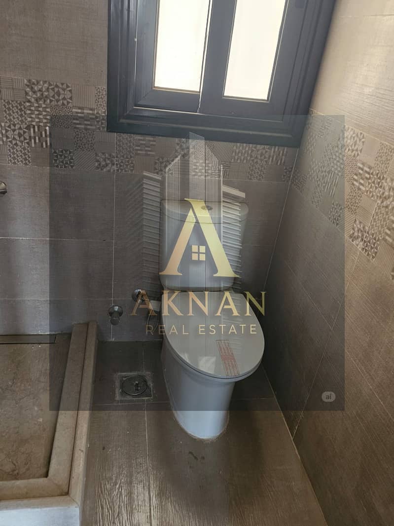 6 WhatsApp Image 2025-10-06 at 18.12. 57 (3). jpeg