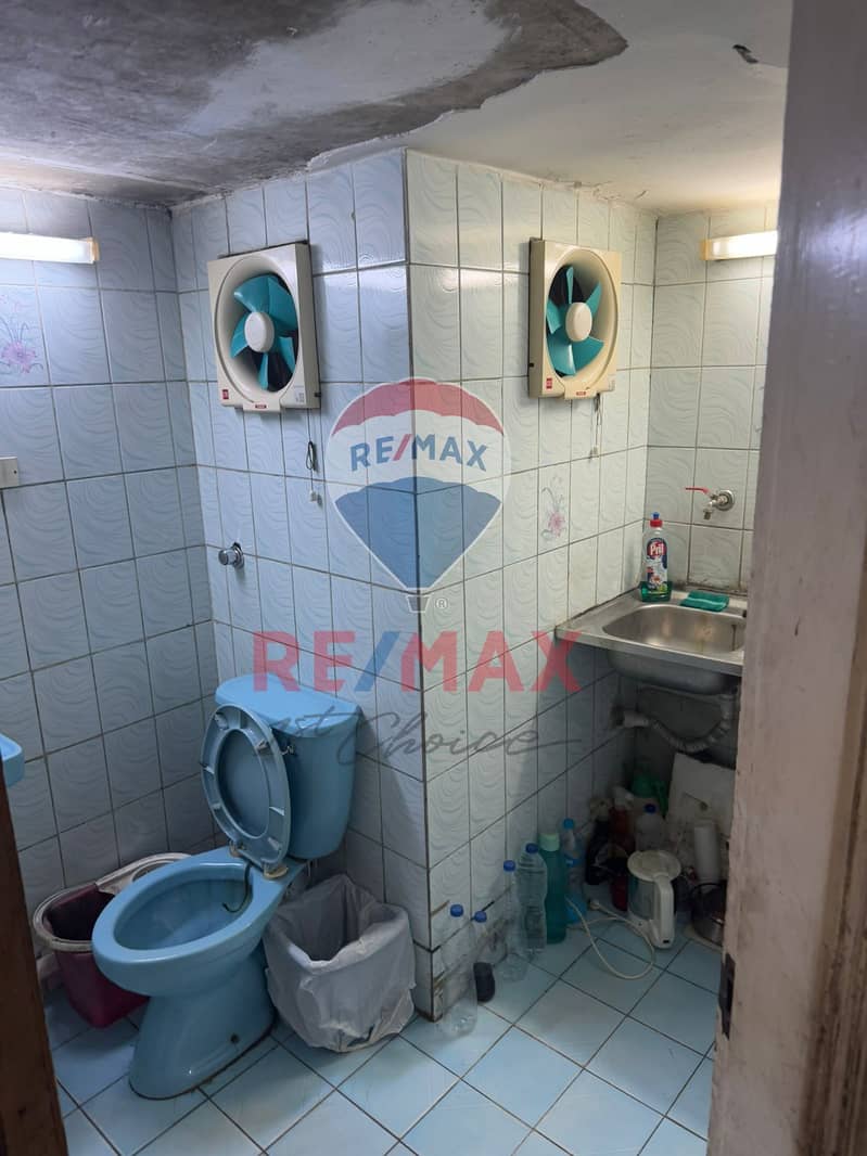 8 c24f0e14-bd8e-4755-9ac4-e34c5e181ddc. jpg