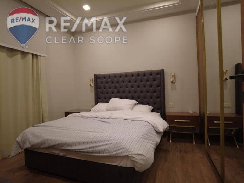 2 0e03d7ac-7186-4618-8a14-112ded4bb306. jpg