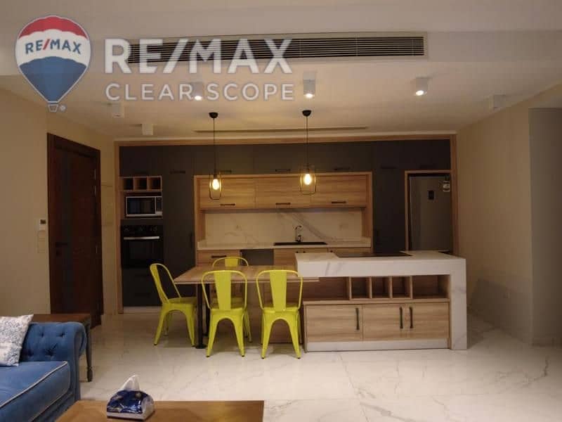 16 f0b5bc6e-1783-48a2-a22c-8b6f4e19bc8f. jpg