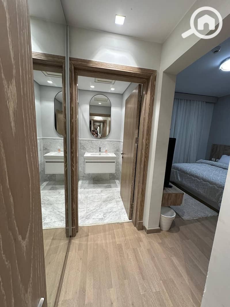 10 WhatsApp Image 2025-10-06 at 12.16. 57 PM (1). jpeg