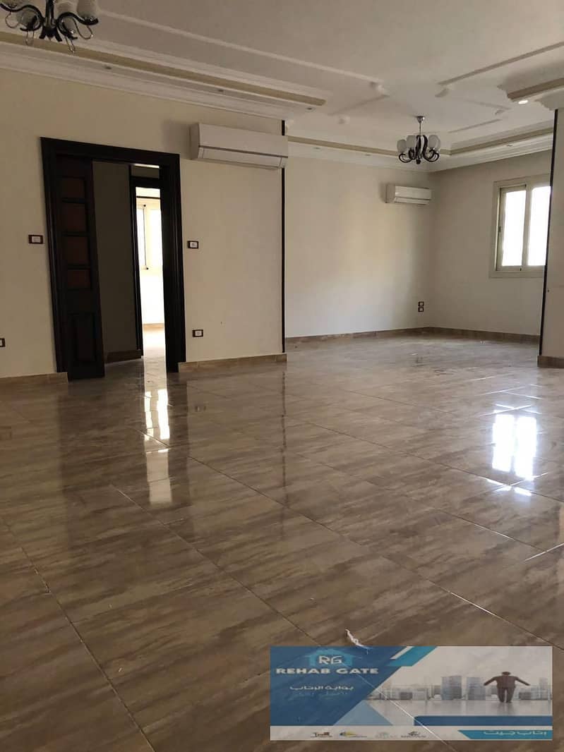 4 3ffbb87c-c3d1-4b14-906a-91c4161acbdd. jpg