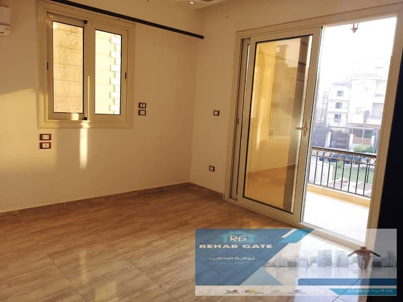 24 06ce8655-1be8-4f57-8f8d-581415d8c2a2. jpg