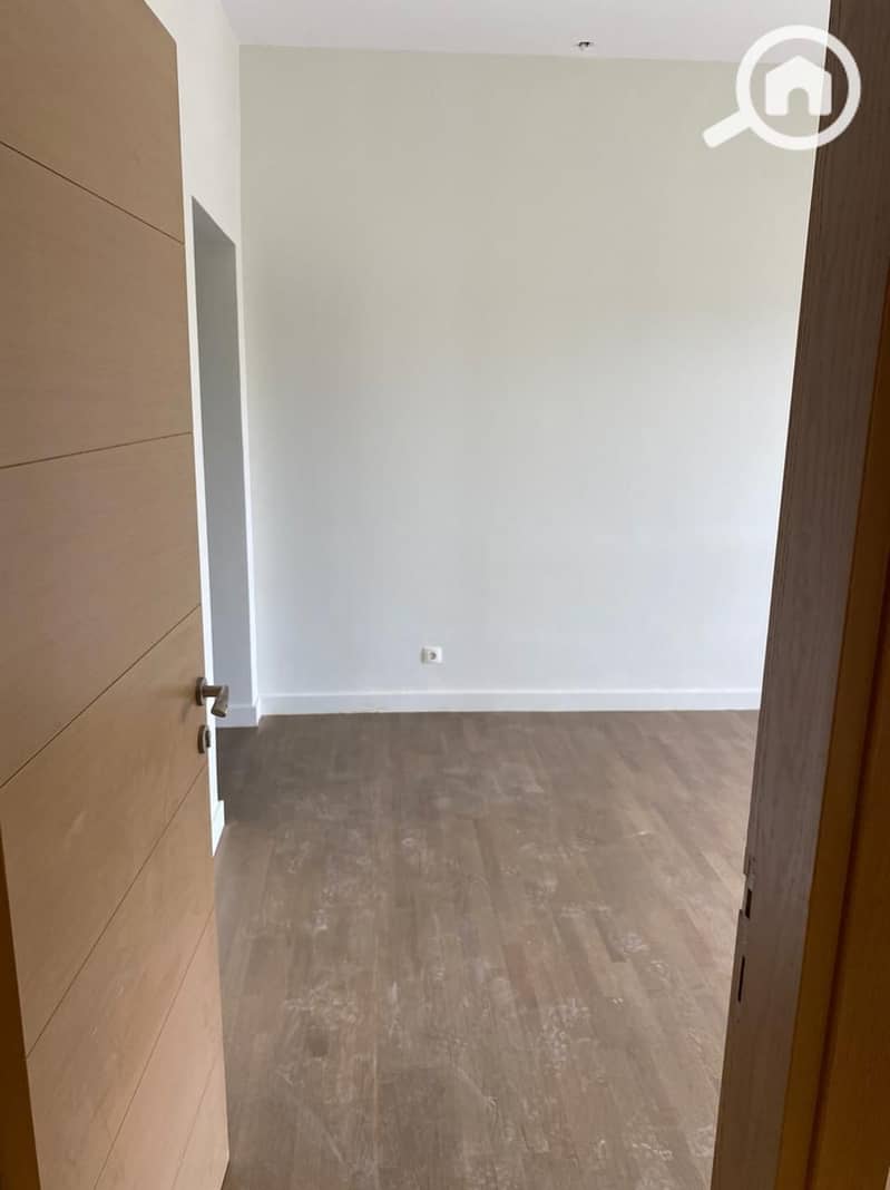 14 WhatsApp Image 2025-09-28 at 2.30. 12 PM (1). jpeg