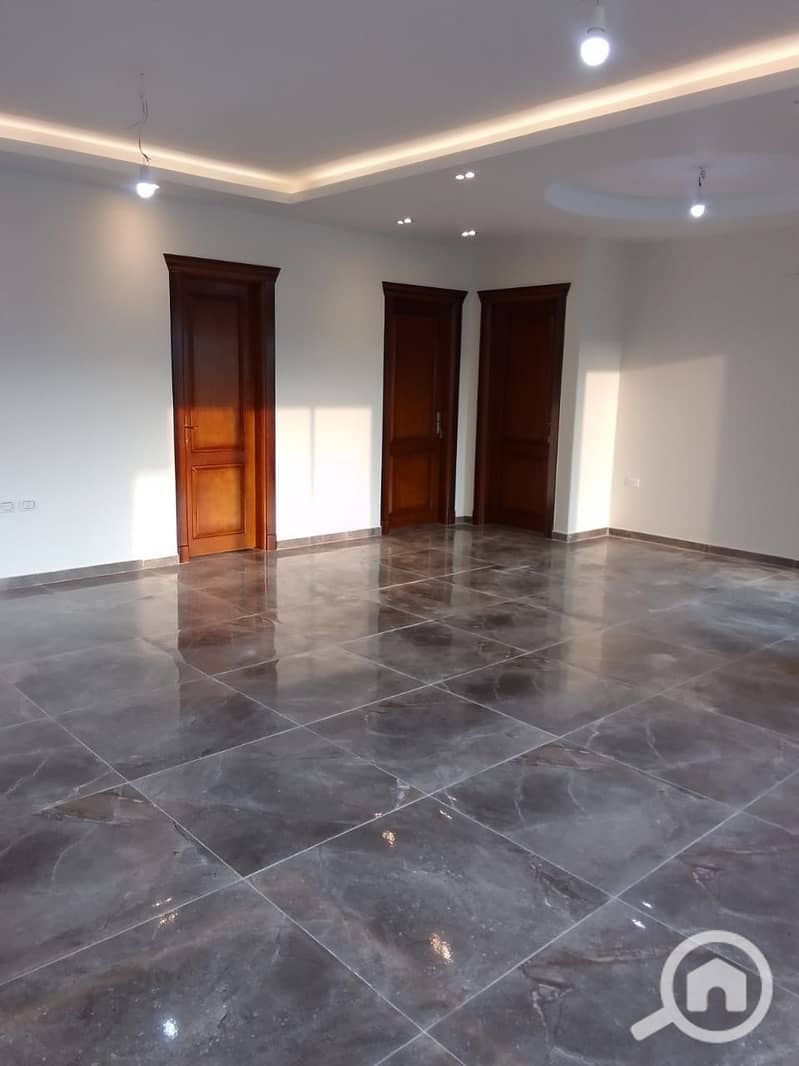 2 WhatsApp Image 2025-10-07 at 10.49. 57. jpeg