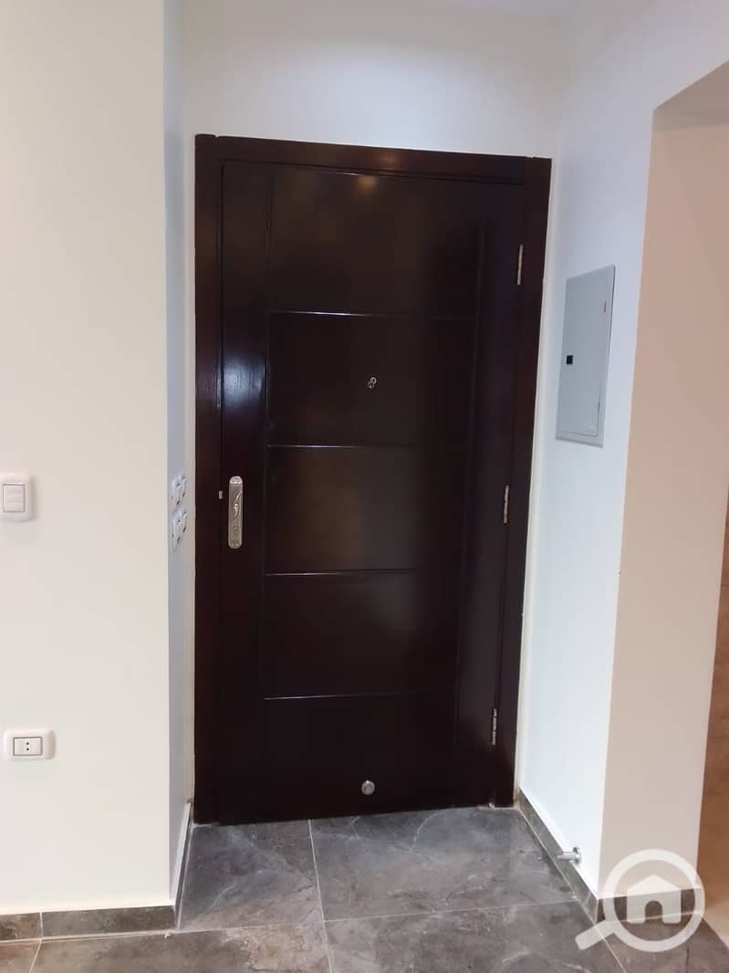 28 WhatsApp Image 2025-10-07 at 10.50. 03. jpeg