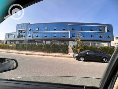 محلات تجارية  للايجار في الشيخ زايد، الجيزة - IMG-20240214-WA0121. jpg