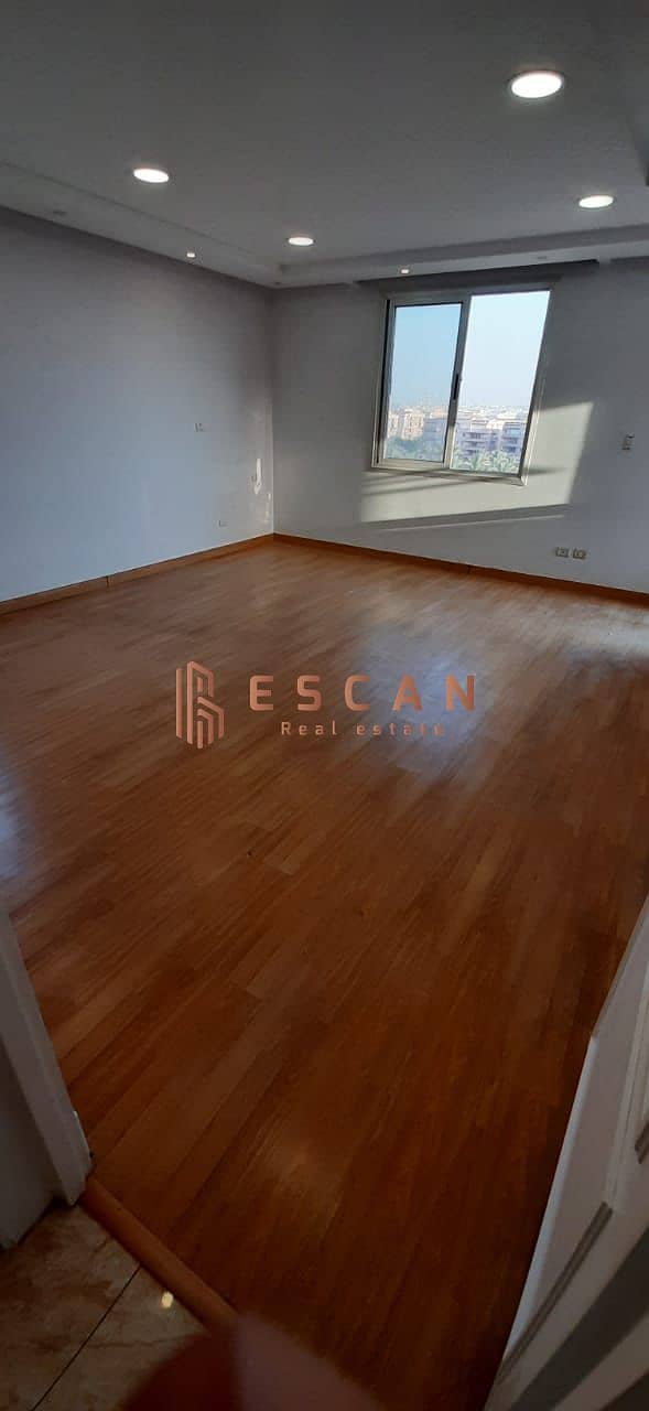 8 8ac191e3-7b21-4b8c-a09e-5defe41c17fc. jpeg