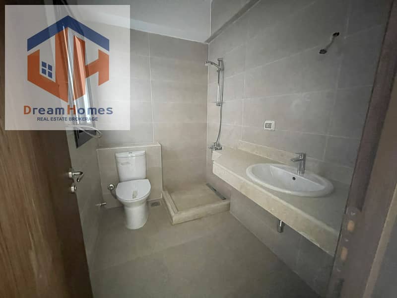 10 ffece2f4-d562-4f94-8b02-96b1affe3513. jpg