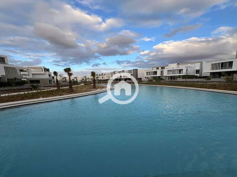 6 6f7d0aa0-aef8-47e2-8a07-5fc82d131022. jpg