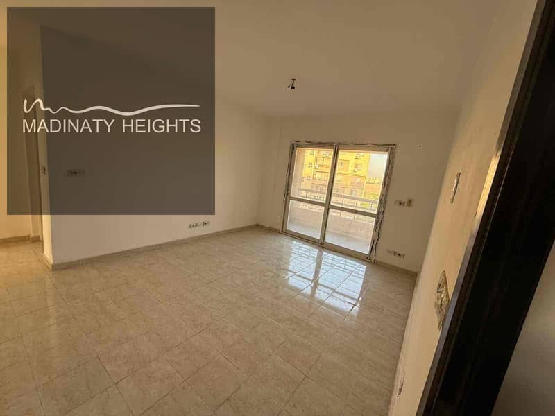 5 5030bc66-38b9-4bf6-b48e-a3203131c179. jpg