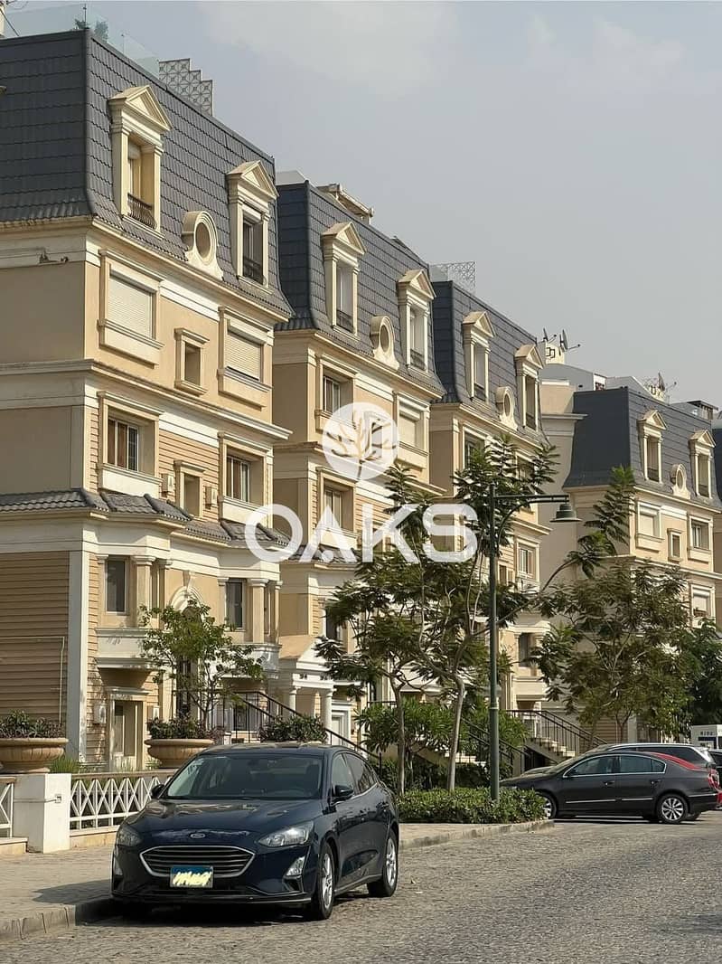 10 b2efbd09-ded9-4687-9e67-18bf56c98b4b. jpg