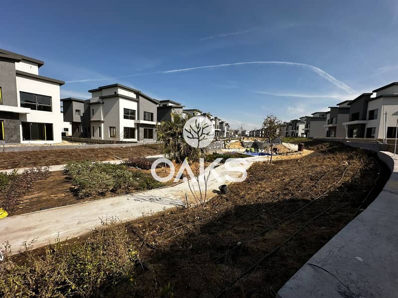 4 a0eec628-ad6a-4671-99cf-bb85f46f0a28. jpg