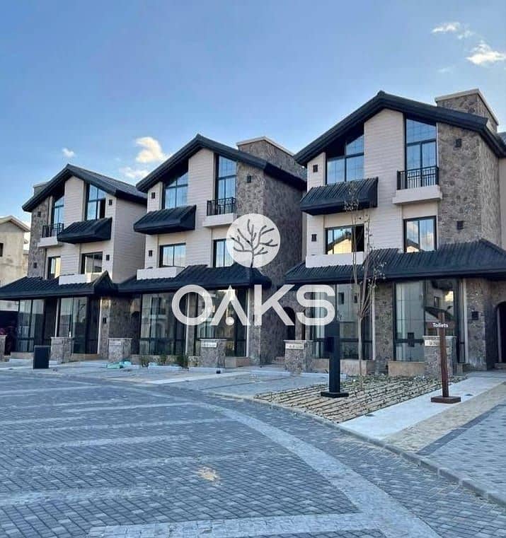 12 ceecba6b-c919-4a21-a93c-78b201f6d850. jpg