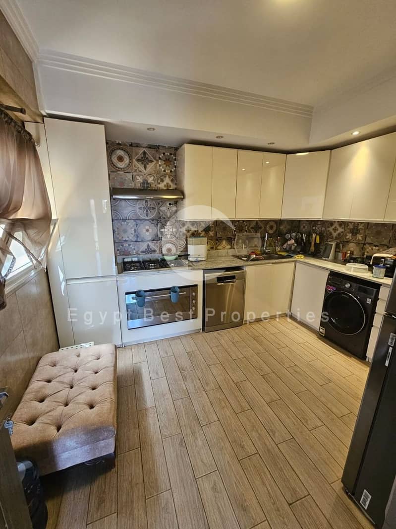 7 WhatsApp Image 2025-10-07 at 14.18. 42_d1dd5a0a. jpg