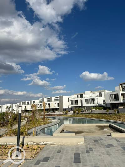 5 Bedroom Townhouse for Sale in 6th of October, Giza - 2b7c50e0-6523-448a-94ae-028fccc0e9fd. jpg
