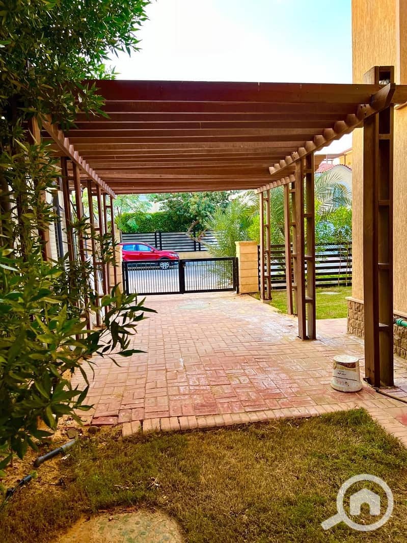 8 WhatsApp Image 2025-10-07 at 13.13. 48 (3). jpeg