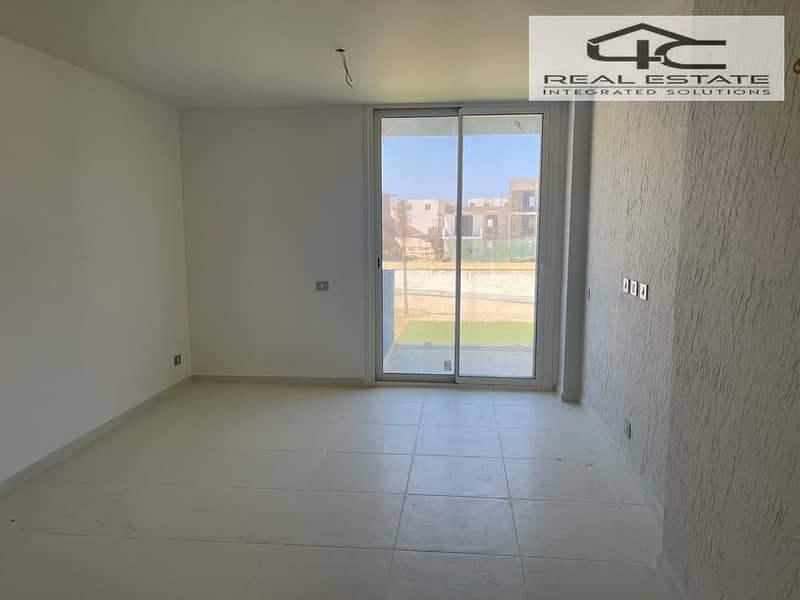 2 WhatsApp Image 2025-10-06 at 2.12. 04 PM. jpeg