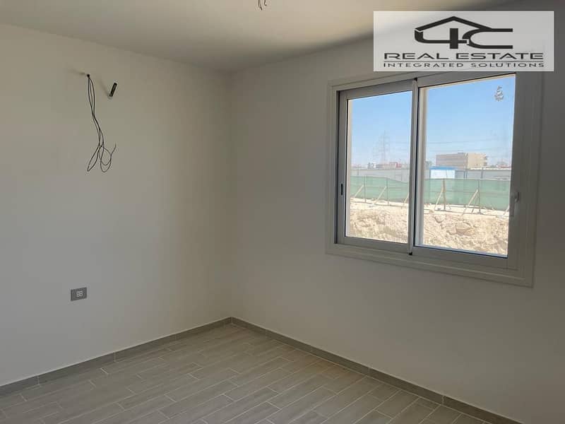 4 WhatsApp Image 2025-10-06 at 2.12. 04 PM (2). jpeg