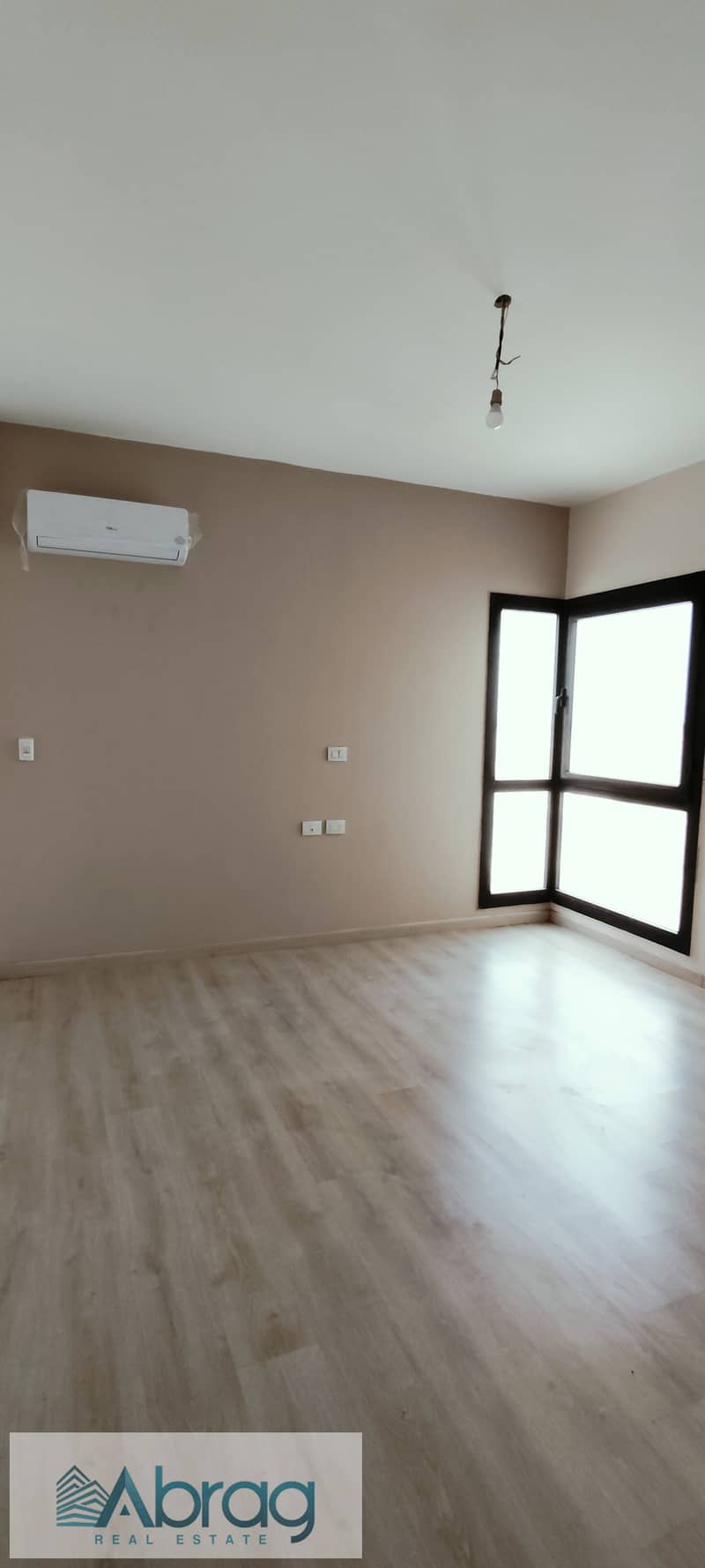 12 شقة فؤاد دعبس ادرس ايست 114 الدور الثالث (8). jpg