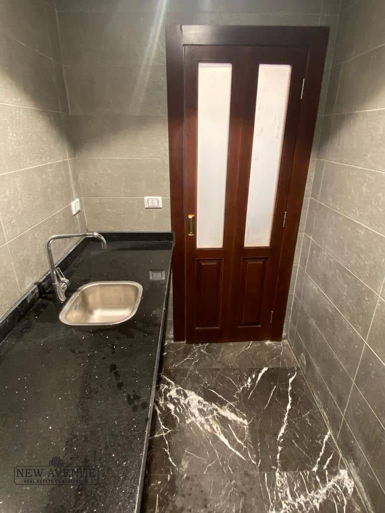 3 WhatsApp Image 2025-10-05 at 12.31. 10 PM (2). jpeg