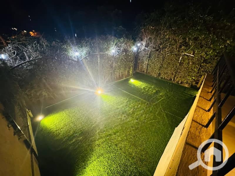 4 d96f928f-0f09-4f40-9768-e9da639134bd. jpg